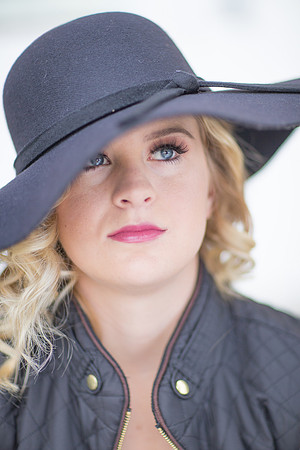 Indianapolis Senior Photographer 1 Connie Etter Photography copyrighted-9796