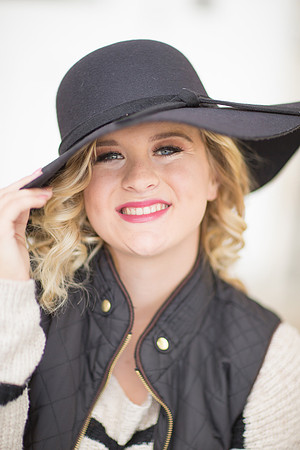 Indianapolis Senior Photographer 1 Connie Etter Photography copyrighted-9797