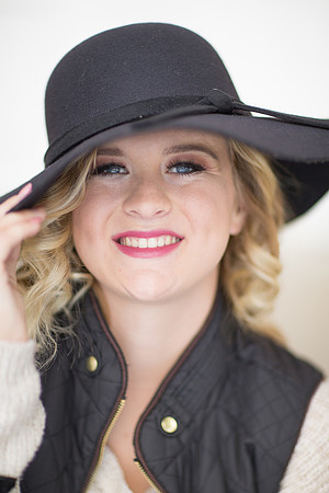 Indianapolis Senior Photographer 1 Connie Etter Photography copyrighted-9798