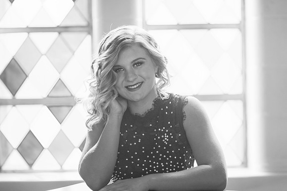Indianapolis Senior Photographer Connie Etter Photography copyrighted-9720