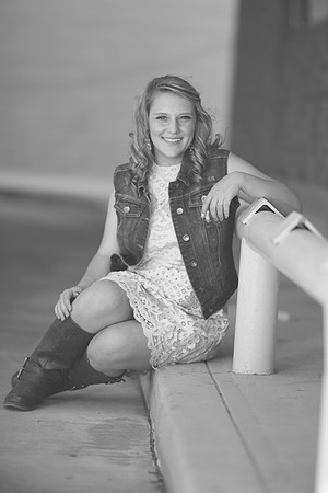 Indianapolis Senior Photographer | Connie Etter Photography -1521
