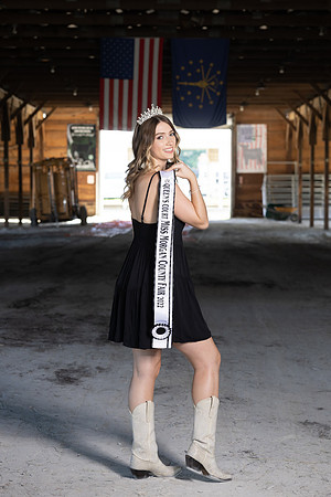 Indianapolis Senior Photographer | Connie Etter Photography -9612