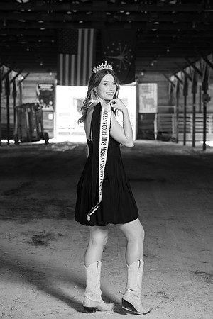 Indianapolis Senior Photographer | Connie Etter Photography -9602