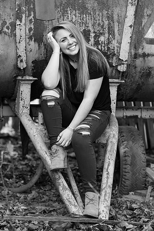 Indianapolis Senior Photographer | Connie Etter Photography-8414