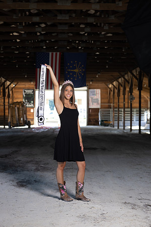 Indianapolis Senior Photographer | Connie Etter Photography -9692