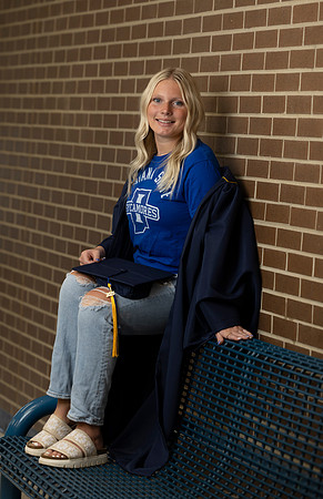 Indianapolis Senior Photographer Connie Etter Photography-3907