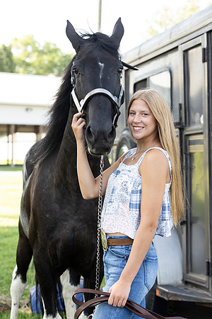 Indianapolis Senior Photographer Connie Etter Photography-5606