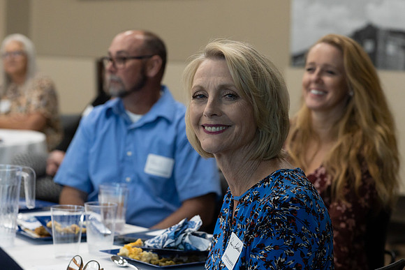 Indianapolis Senior Photographer | Connie Etter Photography-5348