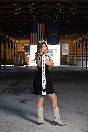 Indianapolis Senior Photographer | Connie Etter Photography -9611