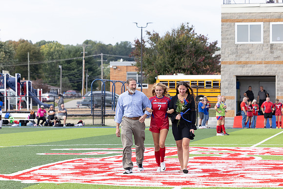 Indianapolis Senior Photographer | Connie Etter Photography-2-18