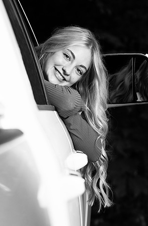Courtney Indianapolis Senior Photographer _ Connie Etter Photography-2184