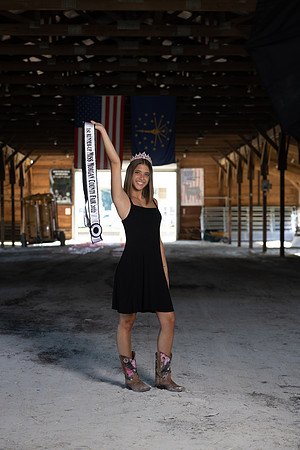 Indianapolis Senior Photographer | Connie Etter Photography -9691