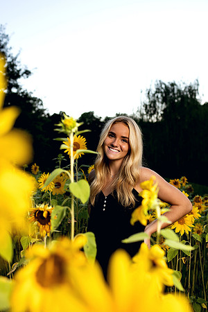 Indianapolis Senior Photographer | Connie Etter Photography 1-0303
