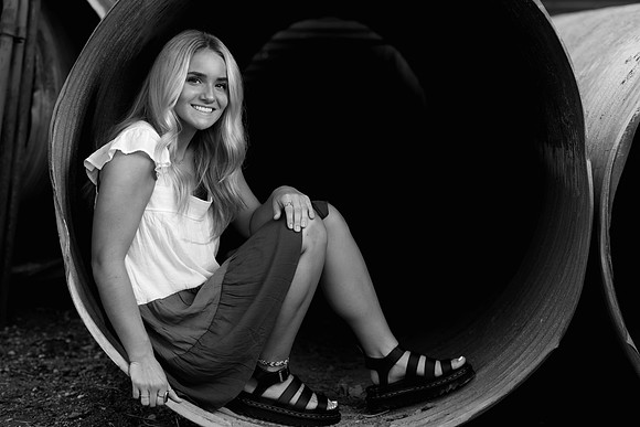 Indianapolis Senior Photographer | Connie Etter Photography 2-0213