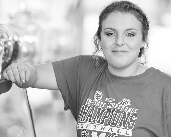 Indianapolis Senior Photographer | Connie Etter Photography-0065 1