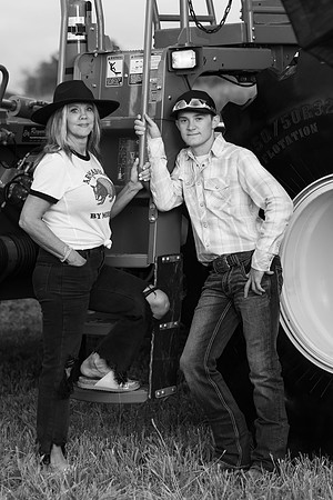 Indianapolis Senior Photographer | Connie Etter Photography-9093