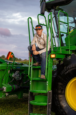 Indianapolis Senior Photographer | Connie Etter Photography-9106