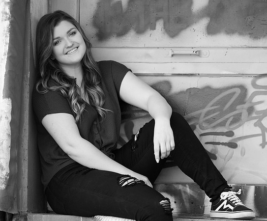 Indianapolis Senior Photographer | Connie Etter Photography-8561 1