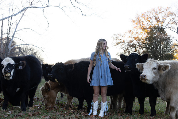Indianapolis Senior Photographer | Connie Etter Photography-