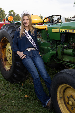 Indianapolis Senior Photographer | Connie Etter Photography-3954