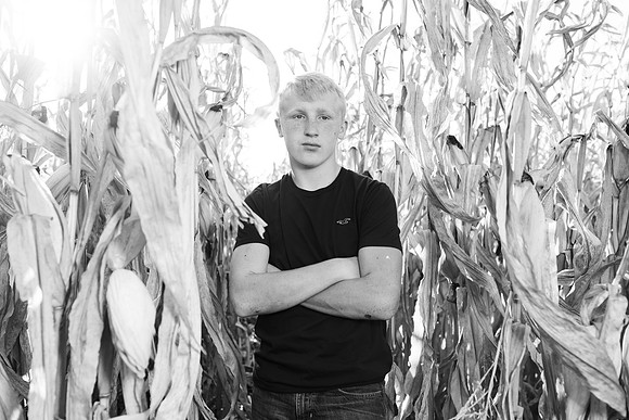 Indianapolis Senior Photographer | Connie Etter Photography-2-220