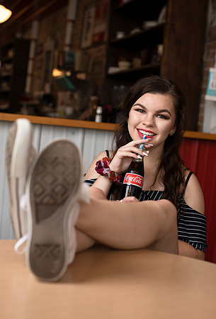Indianapolis Senior Photographer | Connie Etter Photography | AC E72A2386