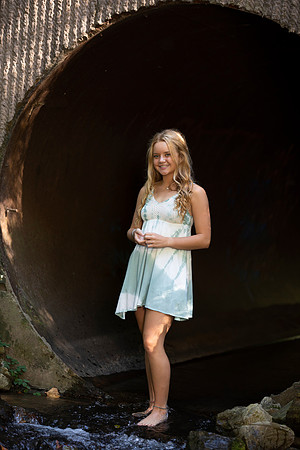 Indianapolis Senior Photographer | Connie Etter Photography | Alleigh E72A3533