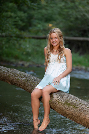 Indianapolis Senior Photographer | Connie Etter Photography | Alleigh E72A3757