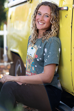 Indianapolis Senior Photographer | Connie Etter Photography-9376