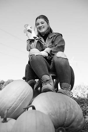 Indianapolis Senior Photographer | Connie Etter Photography-4100