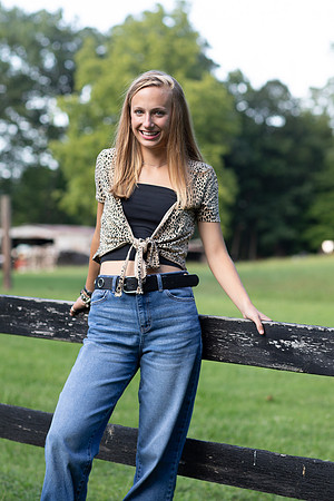 Indianapolis Senior Photographer | Connie Etter Photography-9264