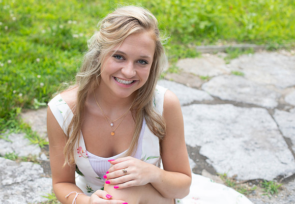 Indianapolis Senior Photographer | Connie Etter Photography | BM E72A3515