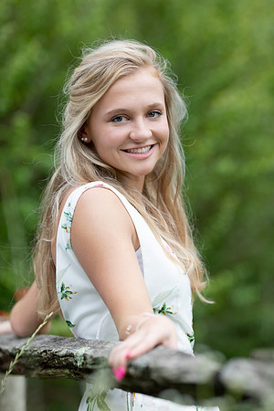 Indianapolis Senior Photographer | Connie Etter Photography | B E72A3664