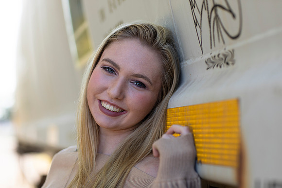 Indianapolis Senior Photographer | Connie Etter Photography | E72A8984