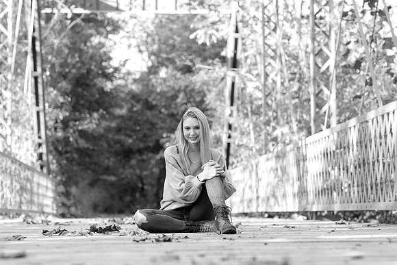 Indianapolis Senior Photographer | Connie Etter Photography | E72A9262 1