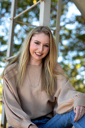 Indianapolis Senior Photographer | Connie Etter Photography | E72A8960