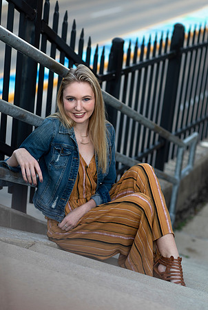 Indianapolis Senior Photographer | Connie Etter Photography | E72A9456