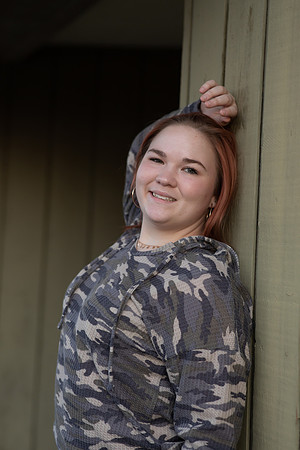 Indianapolis Senior Photographer | Connie Etter Photography-2-118