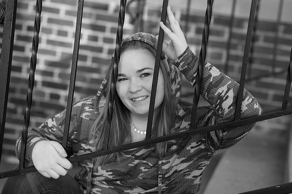 Indianapolis Senior Photographer | Connie Etter Photography-2-101