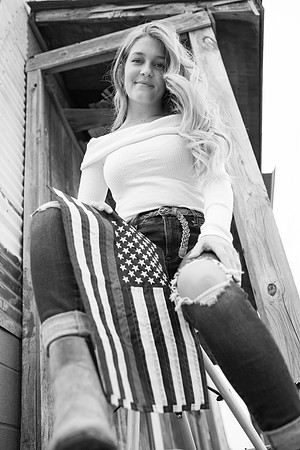 Indianapolis Senior Photographer | Connie Etter Photography-5485