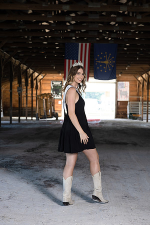 Indianapolis Senior Photographer | Connie Etter Photography -9593