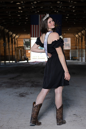 Indianapolis Senior Photographer | Connie Etter Photography -9558