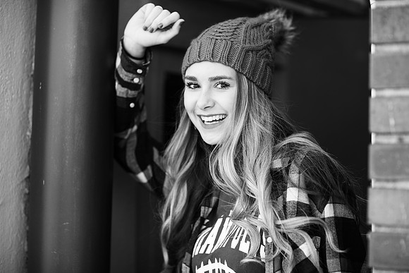 Indianapolis Senior Photographer | Connie Etter Photography-9191