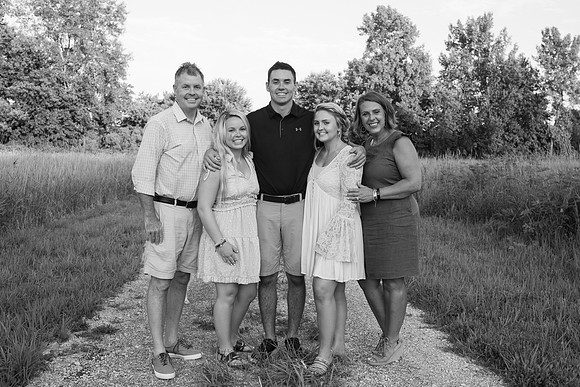 Indianapolis Senior Photographer | Connie Etter Photography-9284