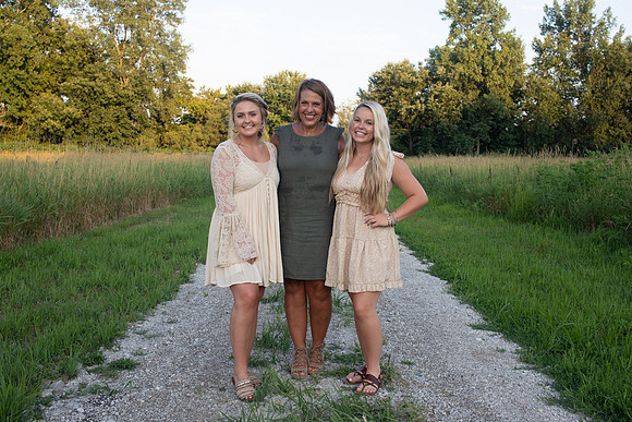 Indianapolis Senior Photographer | Connie Etter Photography-9298
