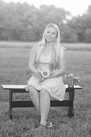Indianapolis Senior Photographer | Connie Etter Photography-9358