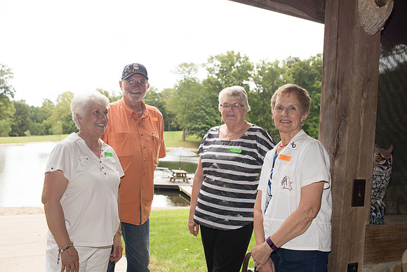 Connie Etter Photography - Indiana Senior Photographer mhs-59