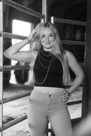 Indianapolis Senior Photographer | Connie Etter Photography -0533
