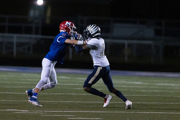 Junior Year 14 VS Decatur Central Indianapolis Senior Photographer  Connie Etter Photography -1902