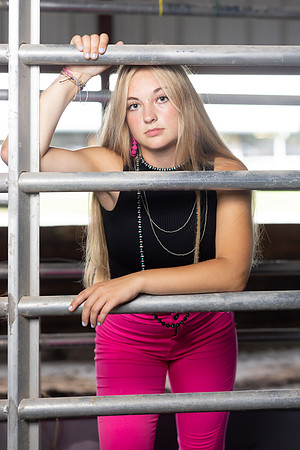 Indianapolis Senior Photographer | Connie Etter Photography -0559